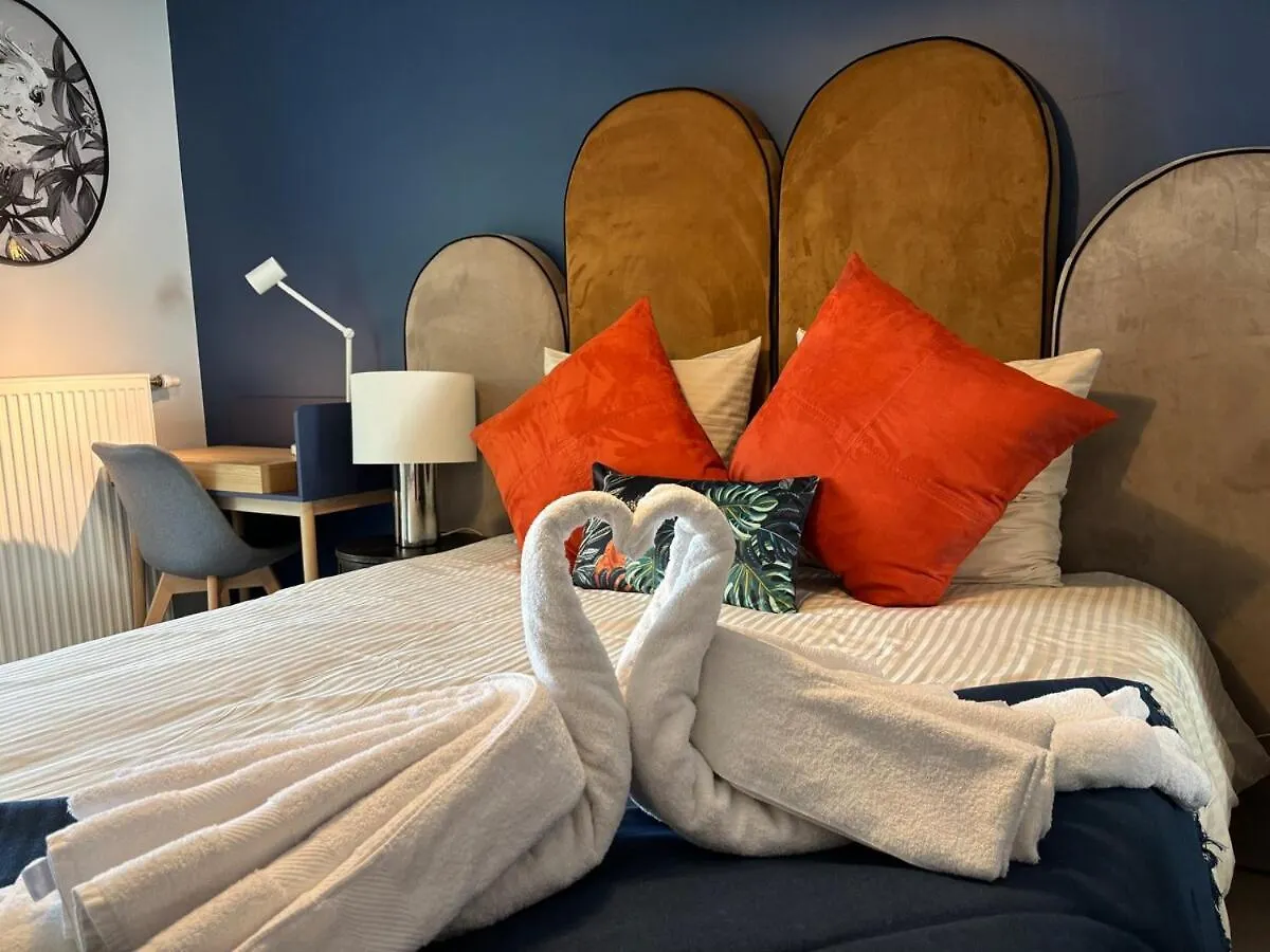Retro-Chic Elegance With Terrace Near Tramway Apartment Saint-Priest  Saint-Priest (Rhone)