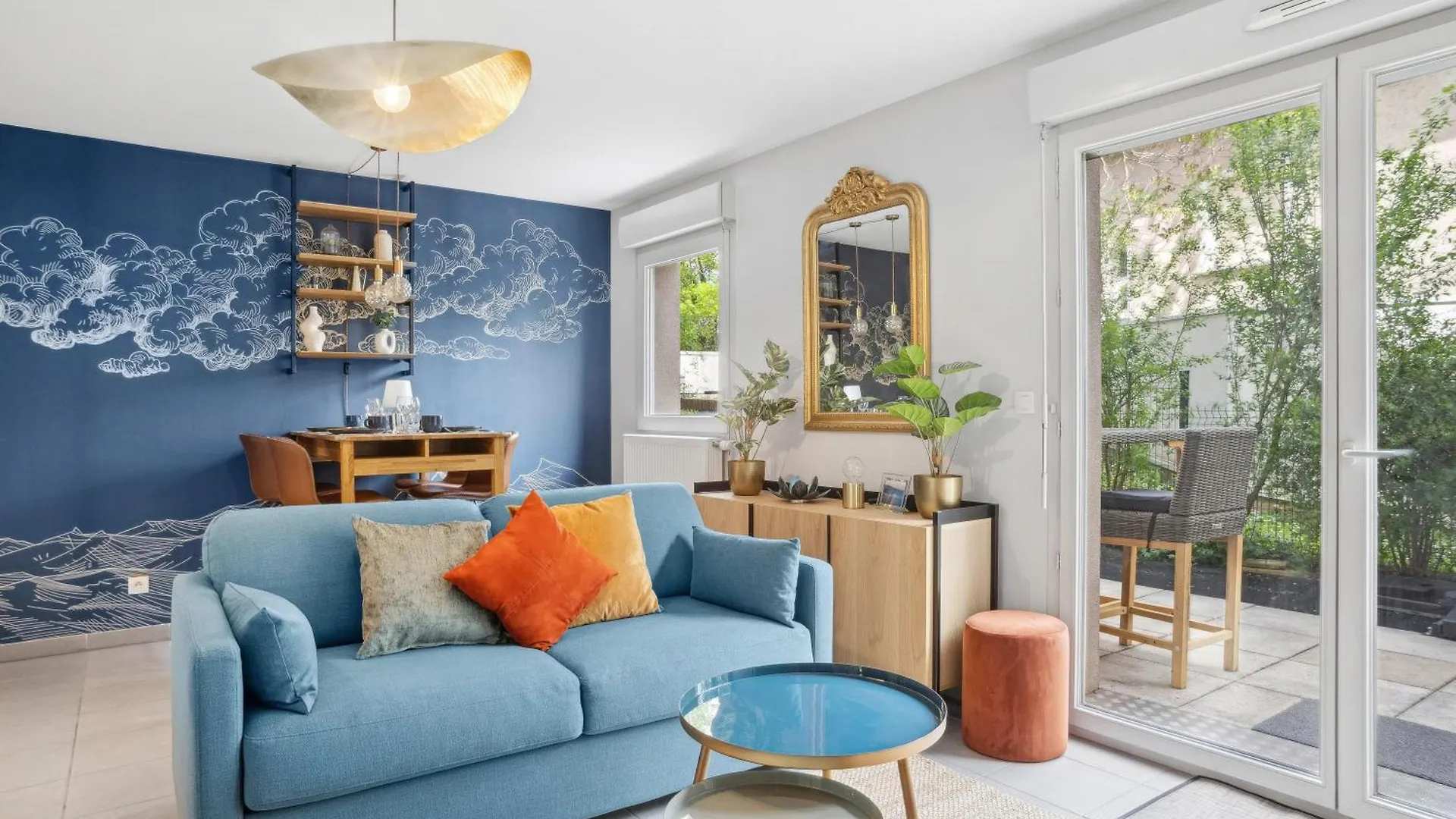 Retro-Chic Elegance With Terrace Near Tramway Apartment Saint-Priest   Saint-Priest (Rhone)