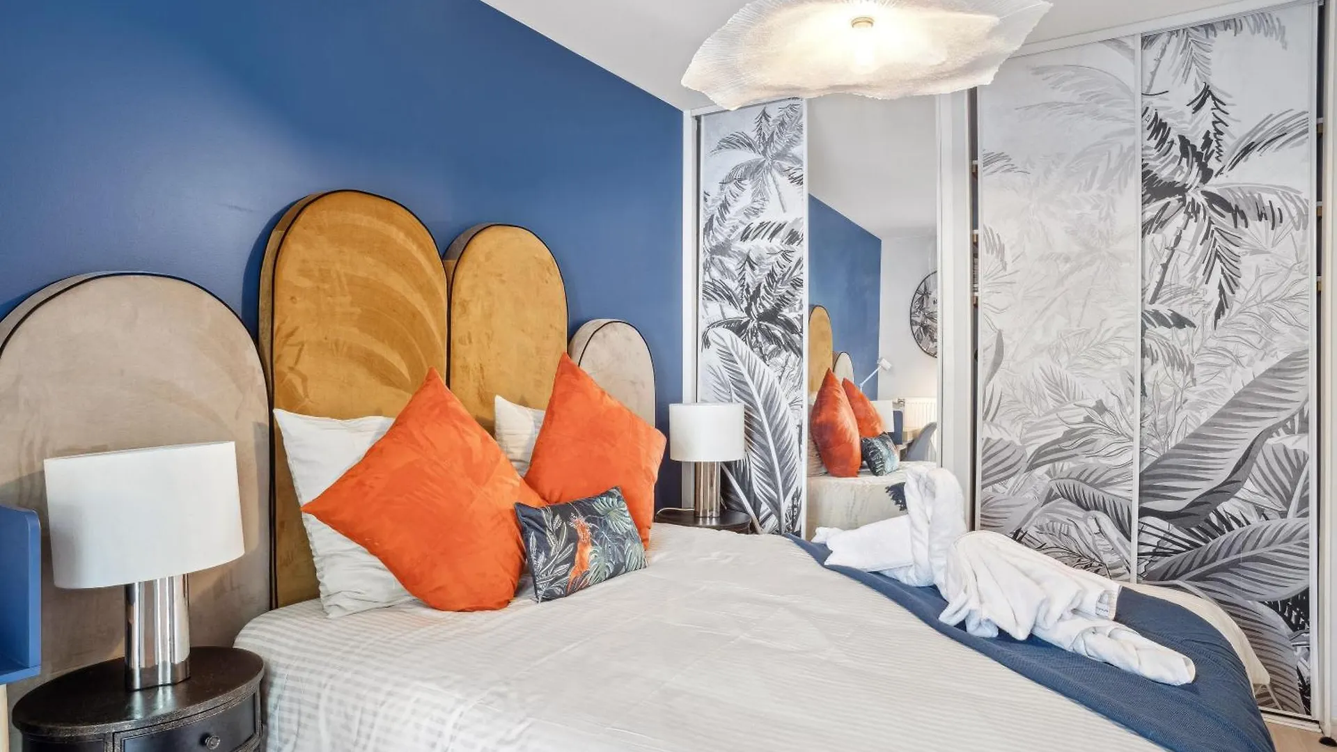 Retro-Chic Elegance With Terrace Near Tramway Apartment Saint-Priest  0*, Saint-Priest (Rhone)